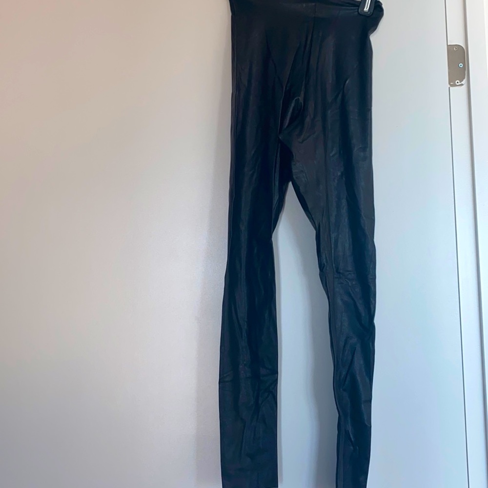 Commando leather leggings